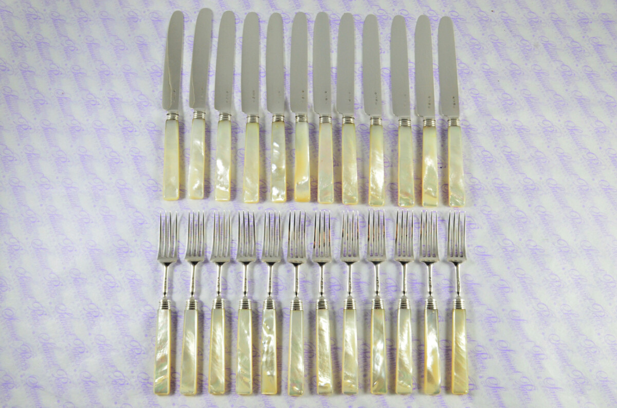 SAMUEL KNIGHT 12 PAIRS MOTHER OF PEARL & STERLING SILVER KNIVES & FORKS SHEFFIELD 1823 - Image 2