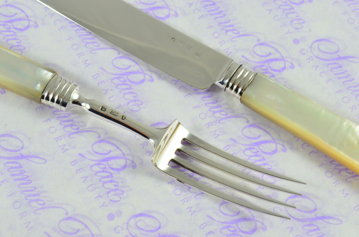 SAMUEL KNIGHT 12 PAIRS MOTHER OF PEARL & STERLING SILVER KNIVES & FORKS SHEFFIELD 1823 - Image 9