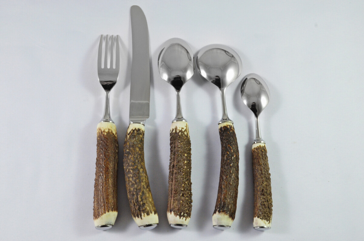 A Genuine Stag Antler Horn Handled 5 Piece Place Setting Made in Sheffield England - Image 2