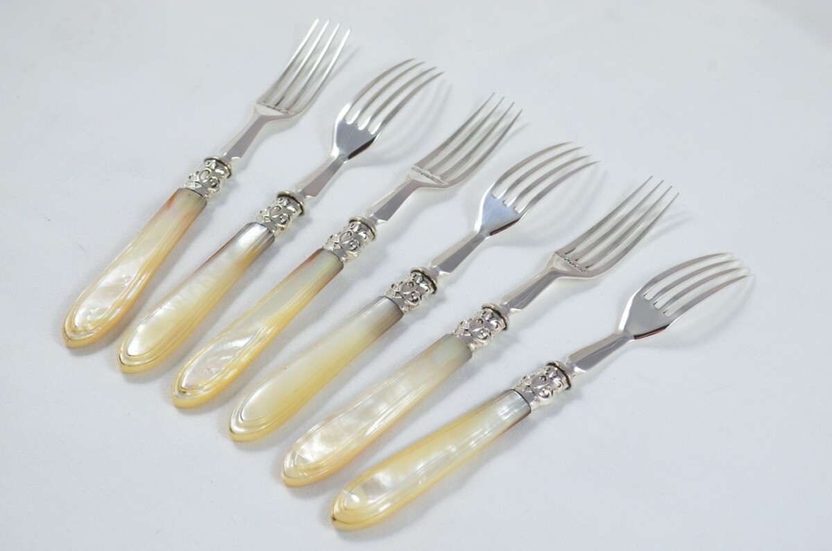 John Harrison & Co Set of 6 Afternoon Tea Forks Solid Silver Mother Of Pearl Handles 1886 - Image 3