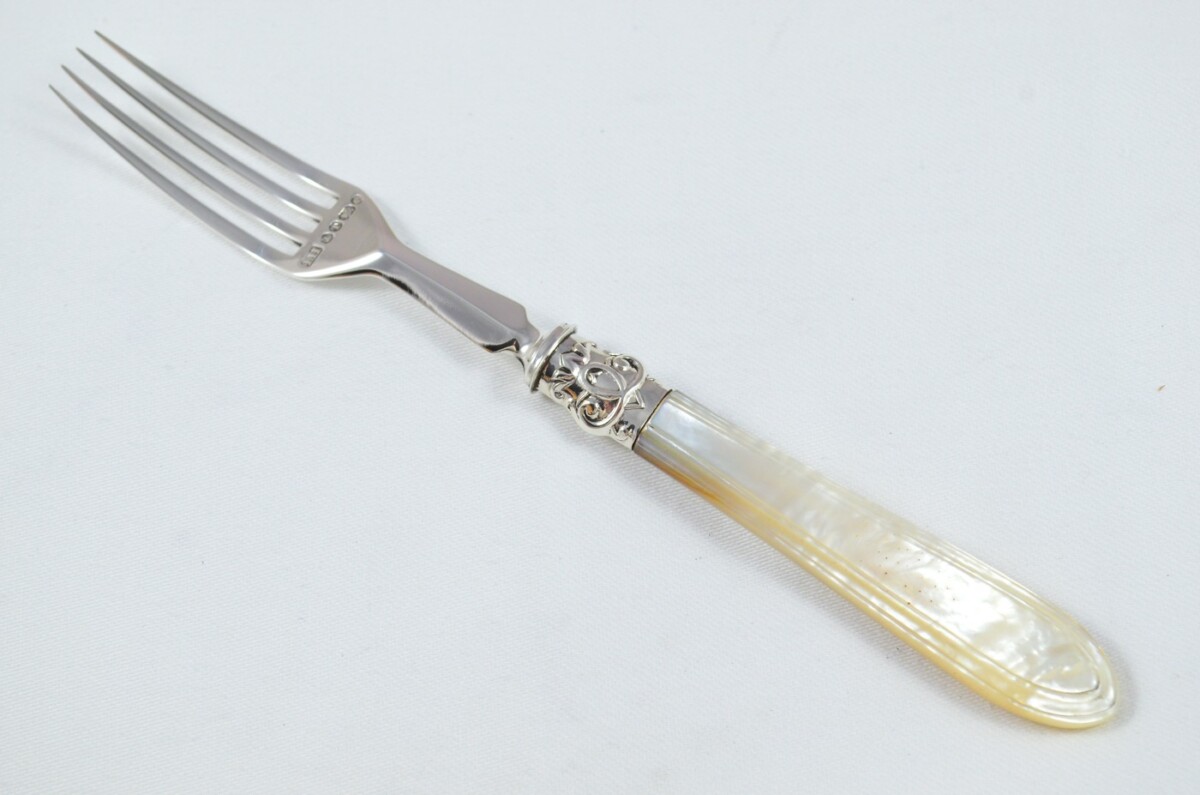 John Harrison & Co Set of 6 Afternoon Tea Forks Solid Silver Mother Of Pearl Handles 1886 - Image 4