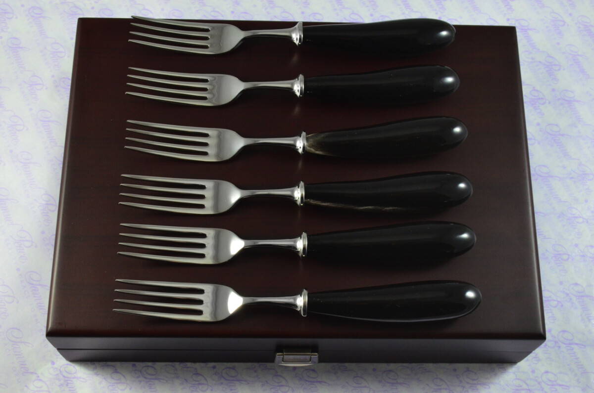 Six Wooden Cased Brand New Genuine Water Buffalo Handle Dessert Forks Made in Sheffield England