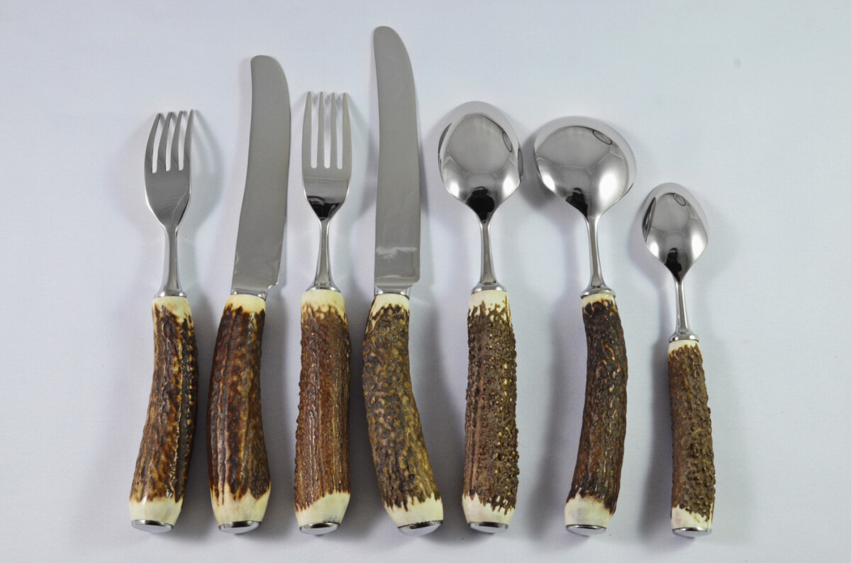 A Genuine Stag Antler Horn Handled 7 Piece Place Setting Made in Sheffield England - Image 2