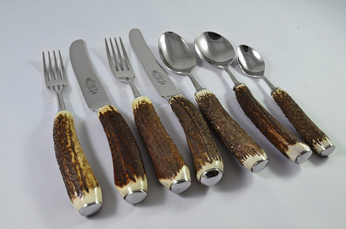 A Genuine Stag Antler Horn Handled 7 Piece Place Setting Made in Sheffield England - Image 3