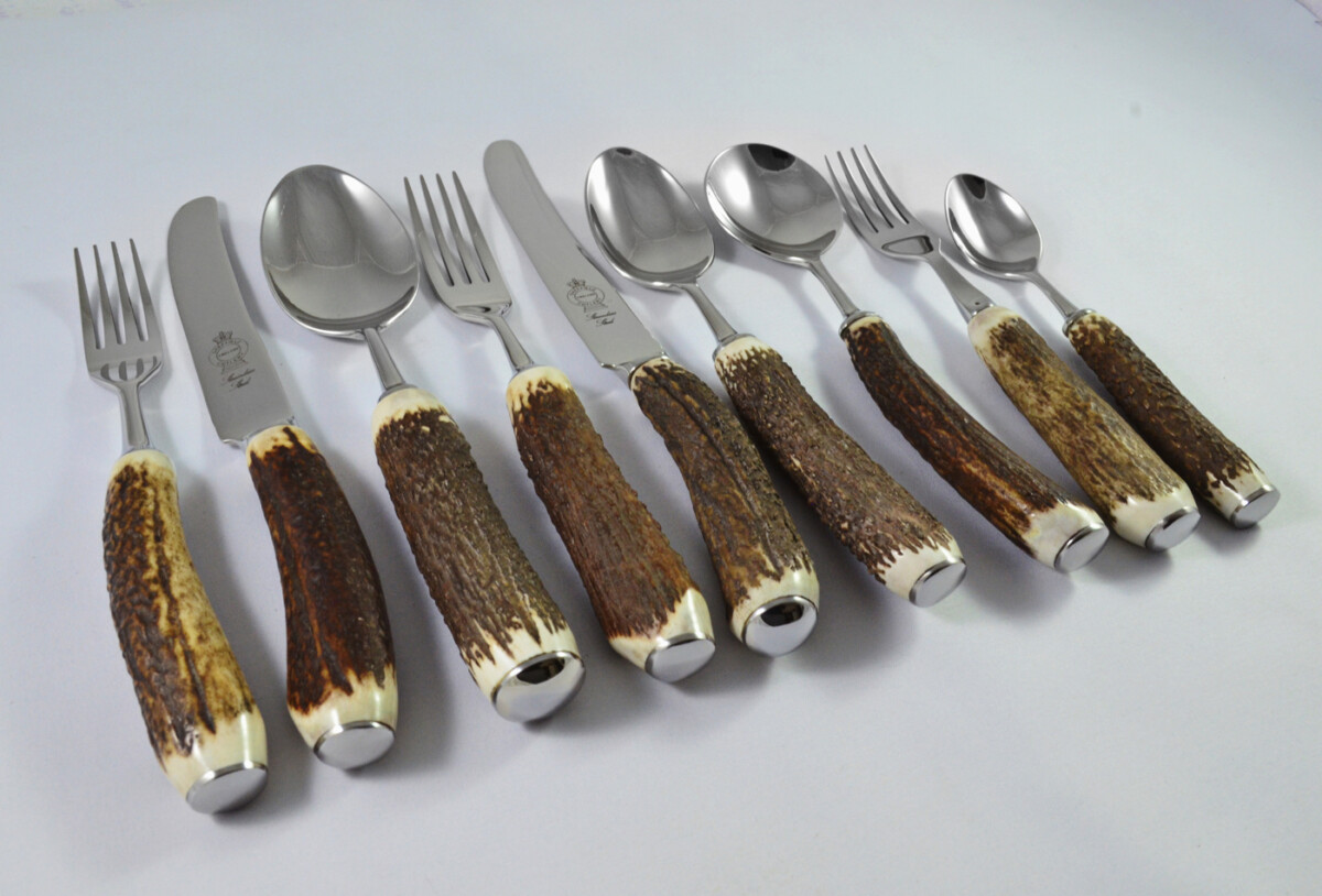 A Genuine Stag Antler Horn Handled 9 Piece Place Setting Made in Sheffield England - Image 3