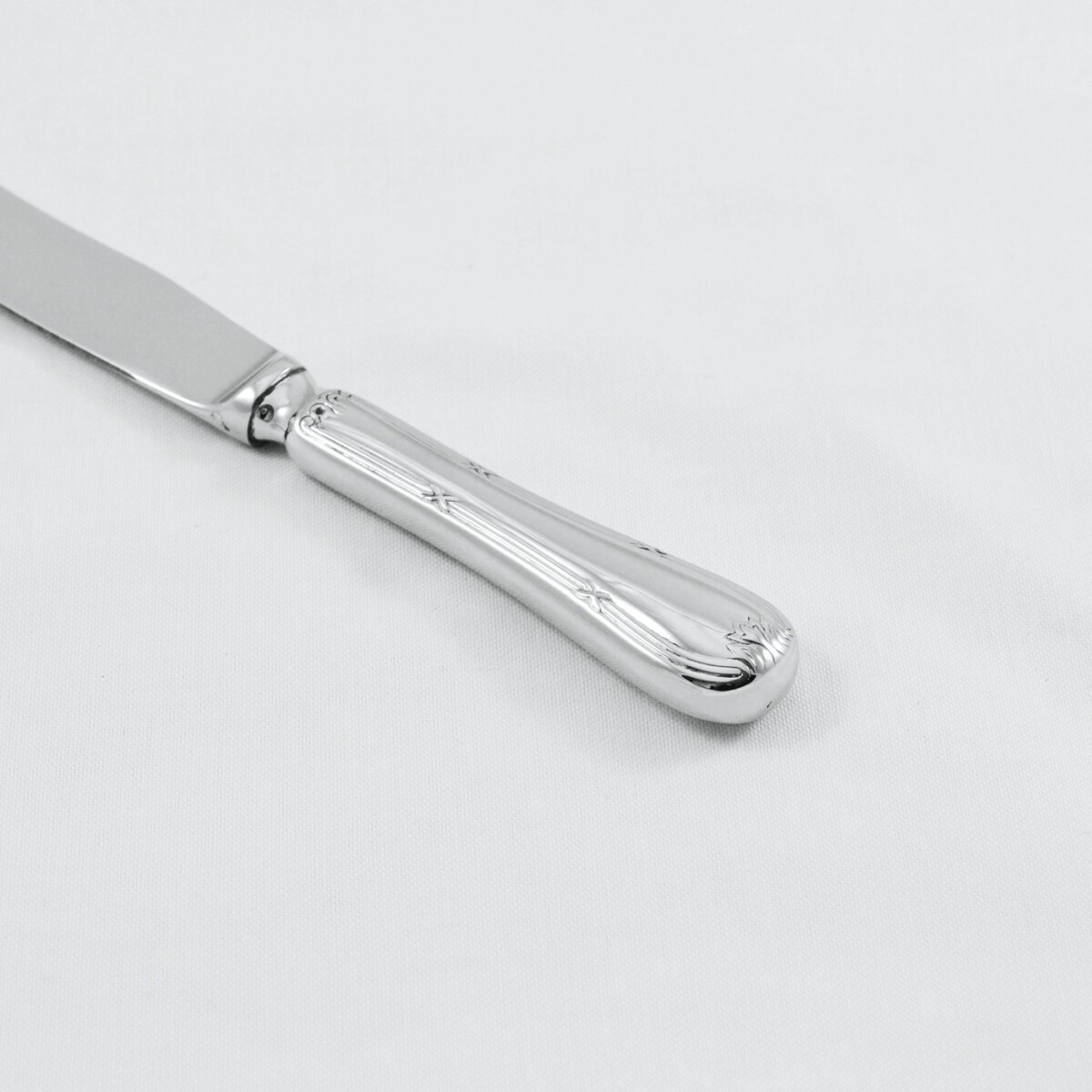 An Empire Pattern Stainless Steel Butter Knife Gift Boxed And Engraved 'Sheffield, England' - Image 3