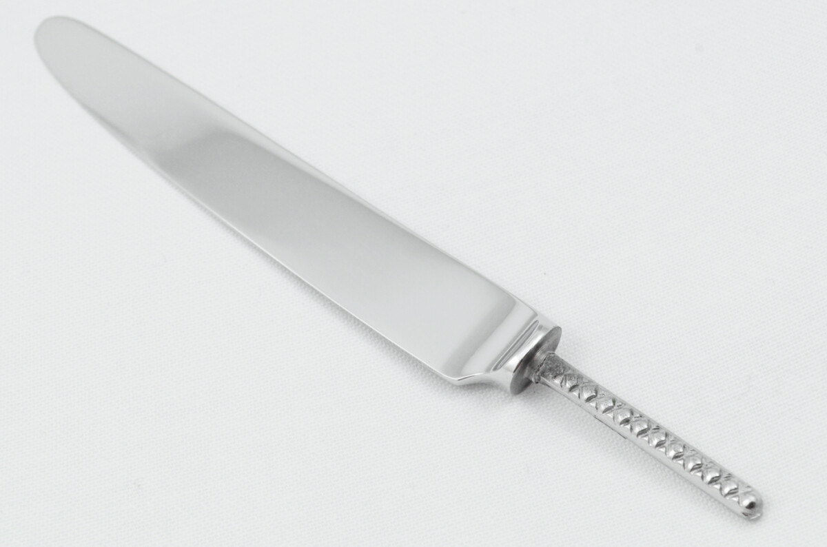 Sheffield Made Stainless Steel Dessert Knife Blade - Fingerpoint Design