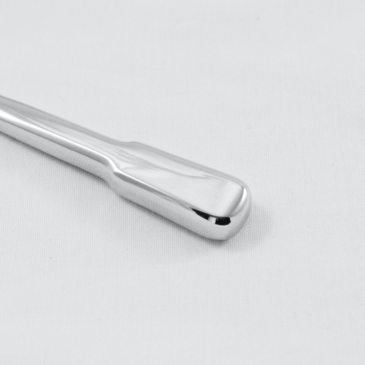A Fiddle Pattern Stainless Steel Bottle Opener Gift Boxed - Image 3