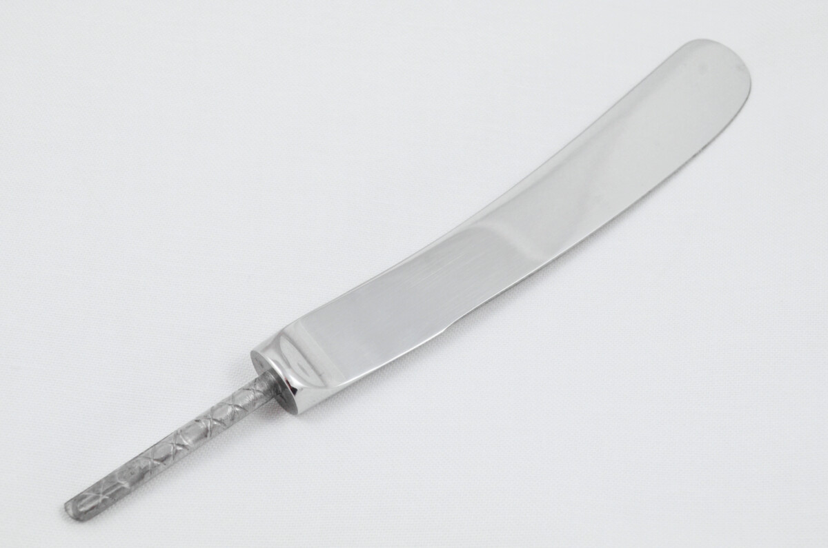 Sheffield Made Stainless Steel Table Knife Blade - Pistol Design - Image 2