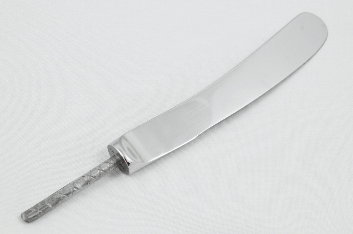 Sheffield Made Stainless Steel Dessert Knife Blade - Pistol Design - Image 2