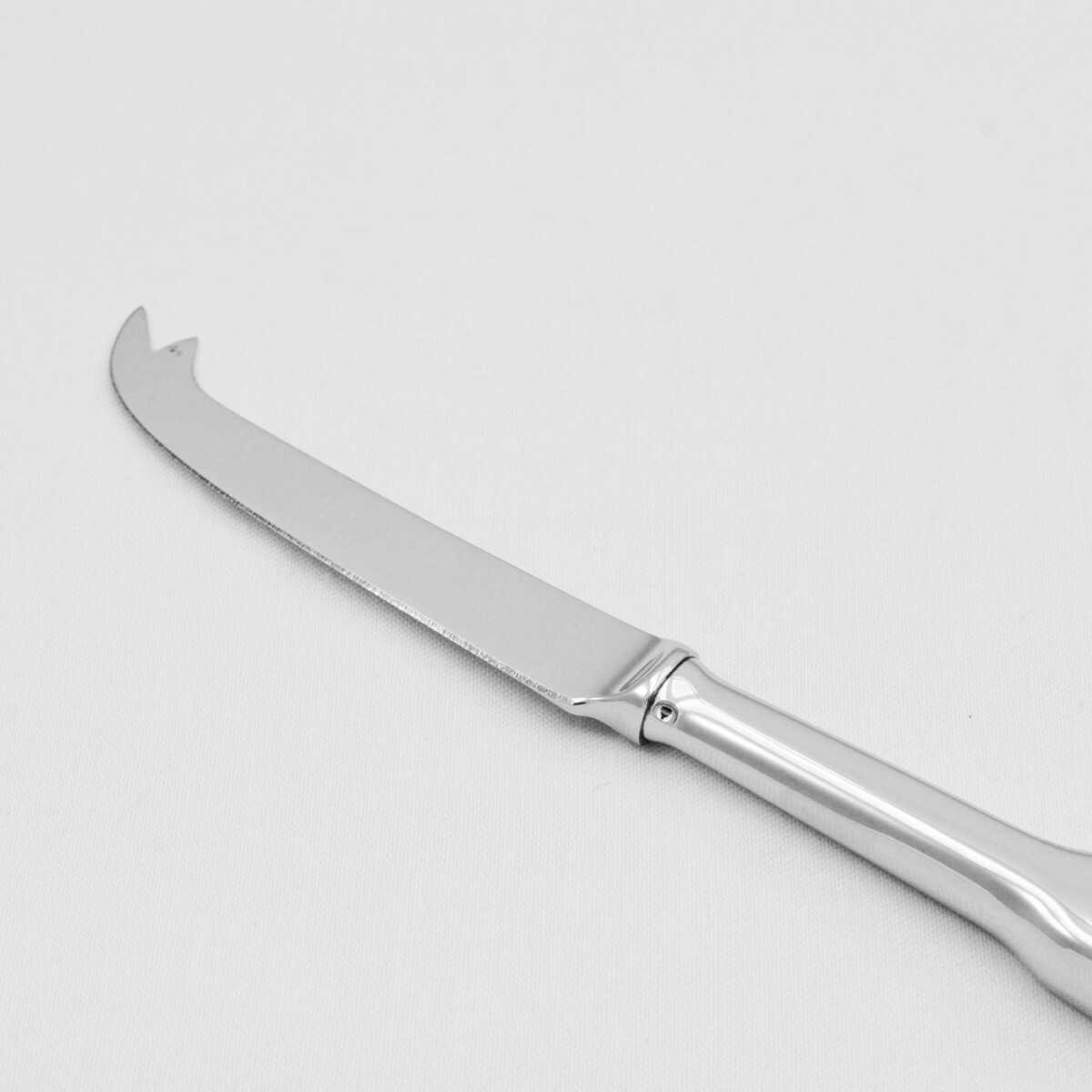 A Fiddle Pattern Stainless Steel Cheese Knife Gift Boxed - Image 3