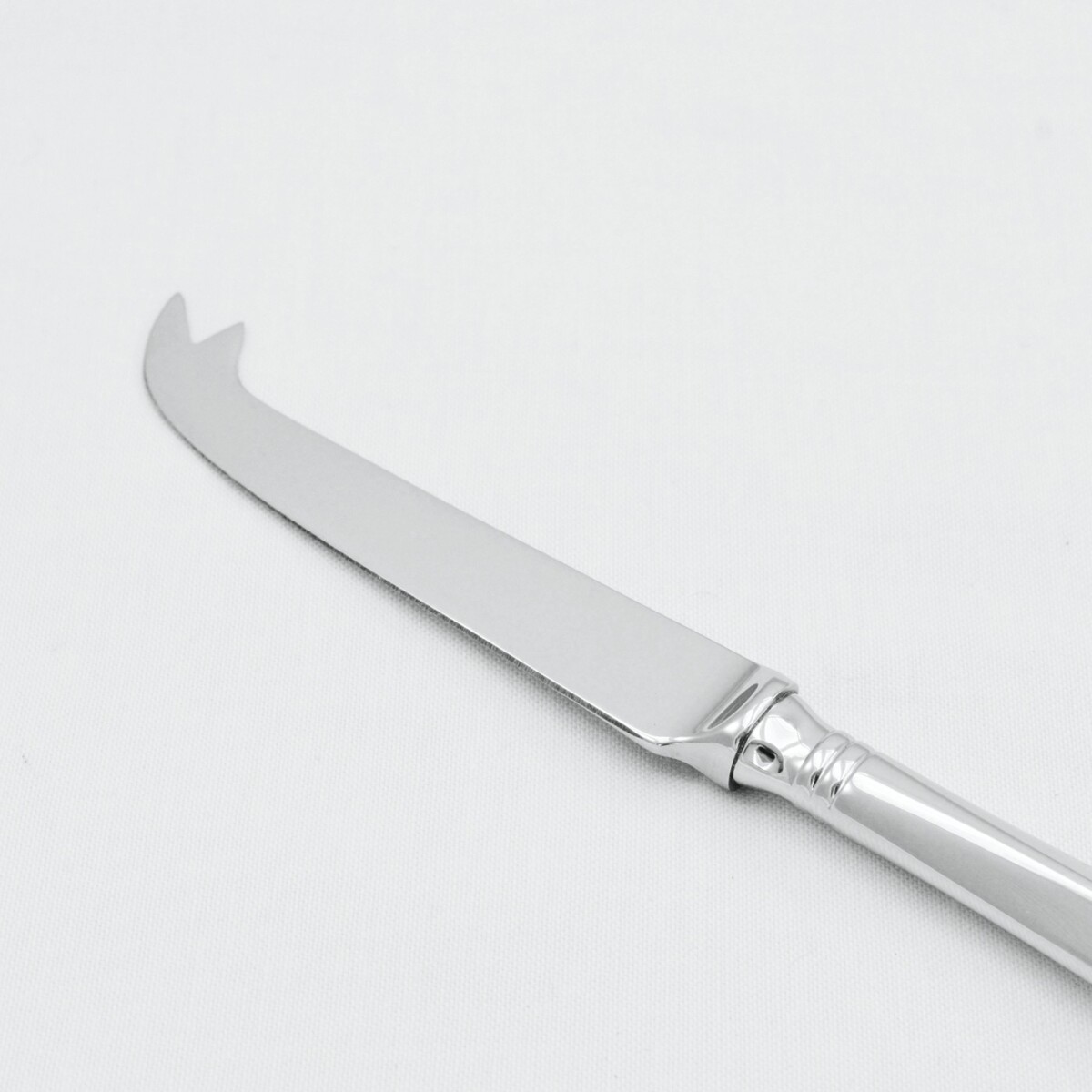 A Rattail Pattern Stainless Steel Cheese Knife Gift Boxed - Image 3