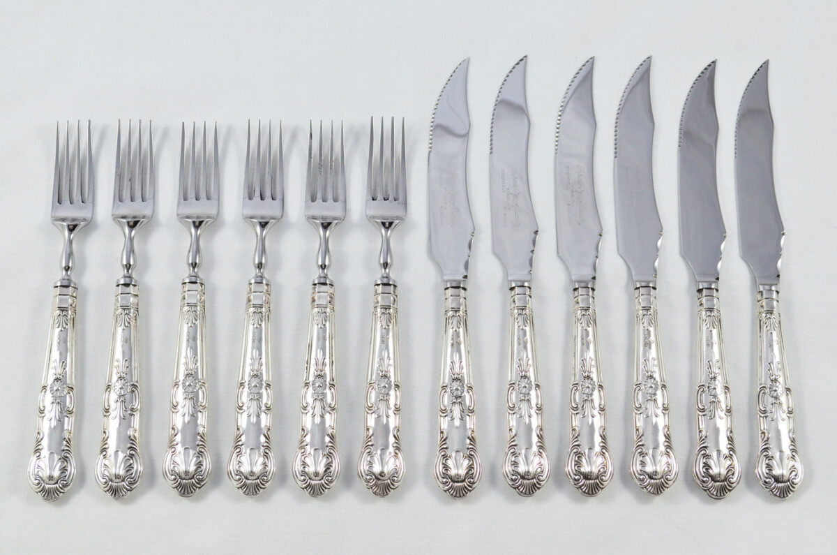 Harrison Brothers Sheffield Set Of 6 Sterling Silver Steak Knives and 6 Forks Queens 1973