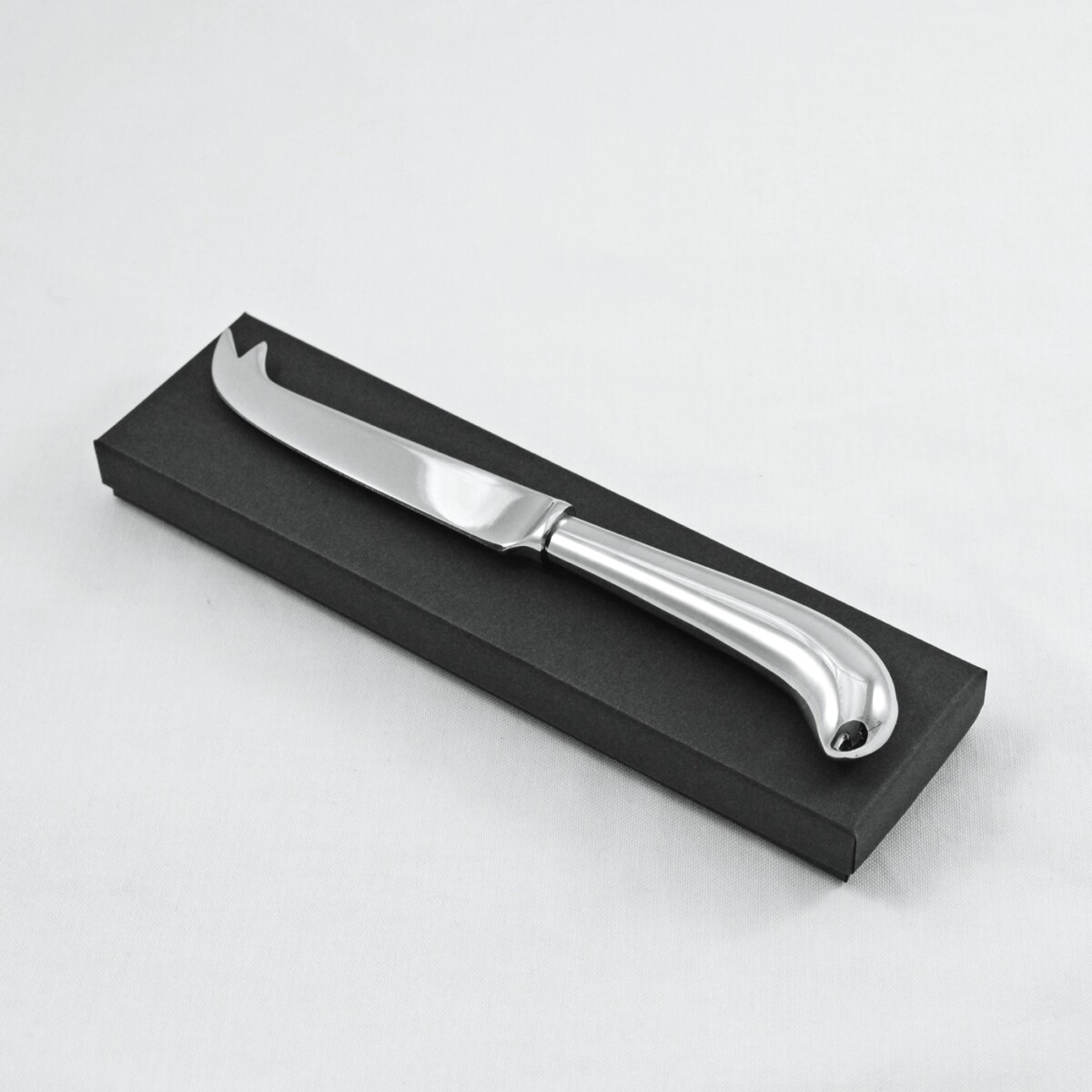A Pistol Pattern Stainless Steel Cheese Knife Gift Boxed