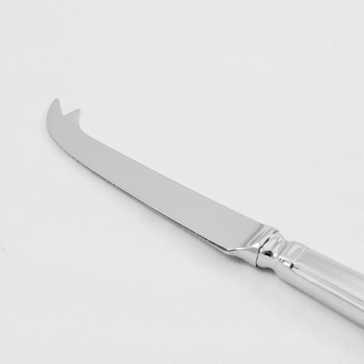 A Grecian Pattern Stainless Steel Cheese Knife Gift Boxed - Image 3