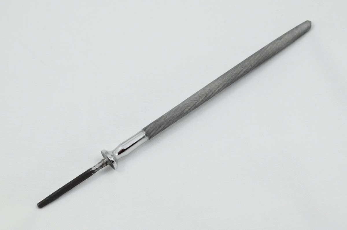 Sheffield Made Stainless Steel Carving Steel - Oval Bolster - Image 2