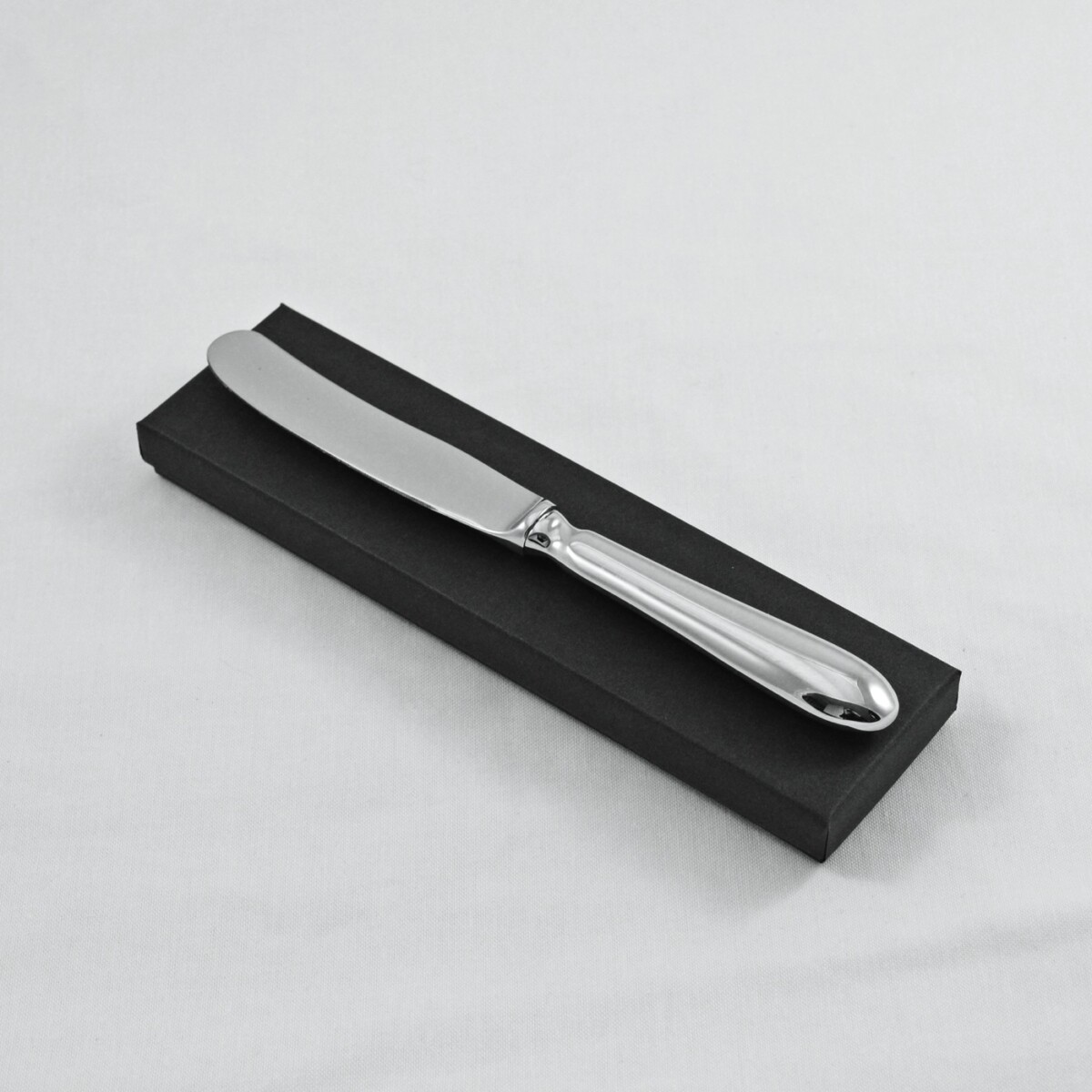 An Old English Pattern Stainless Steel Butter Knife Gift Boxed