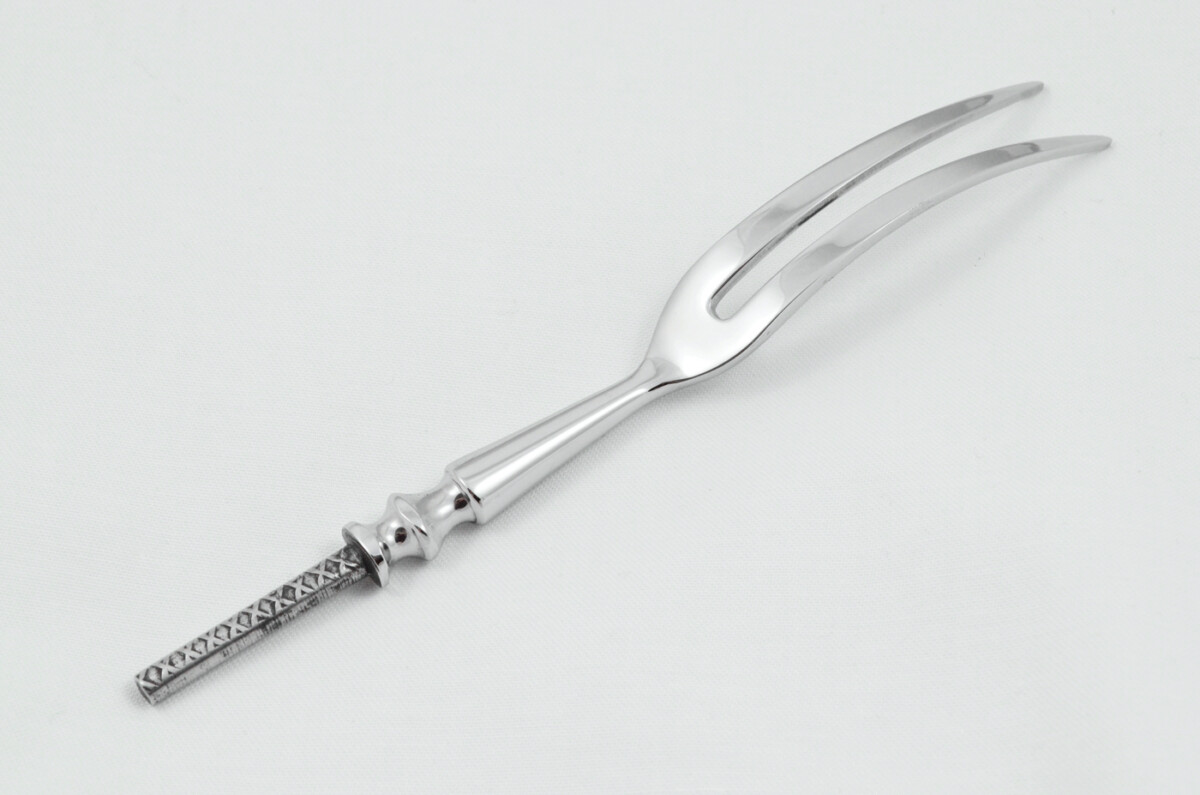 Sheffield Made Stainless Steel Game Carving Fork - Image 3