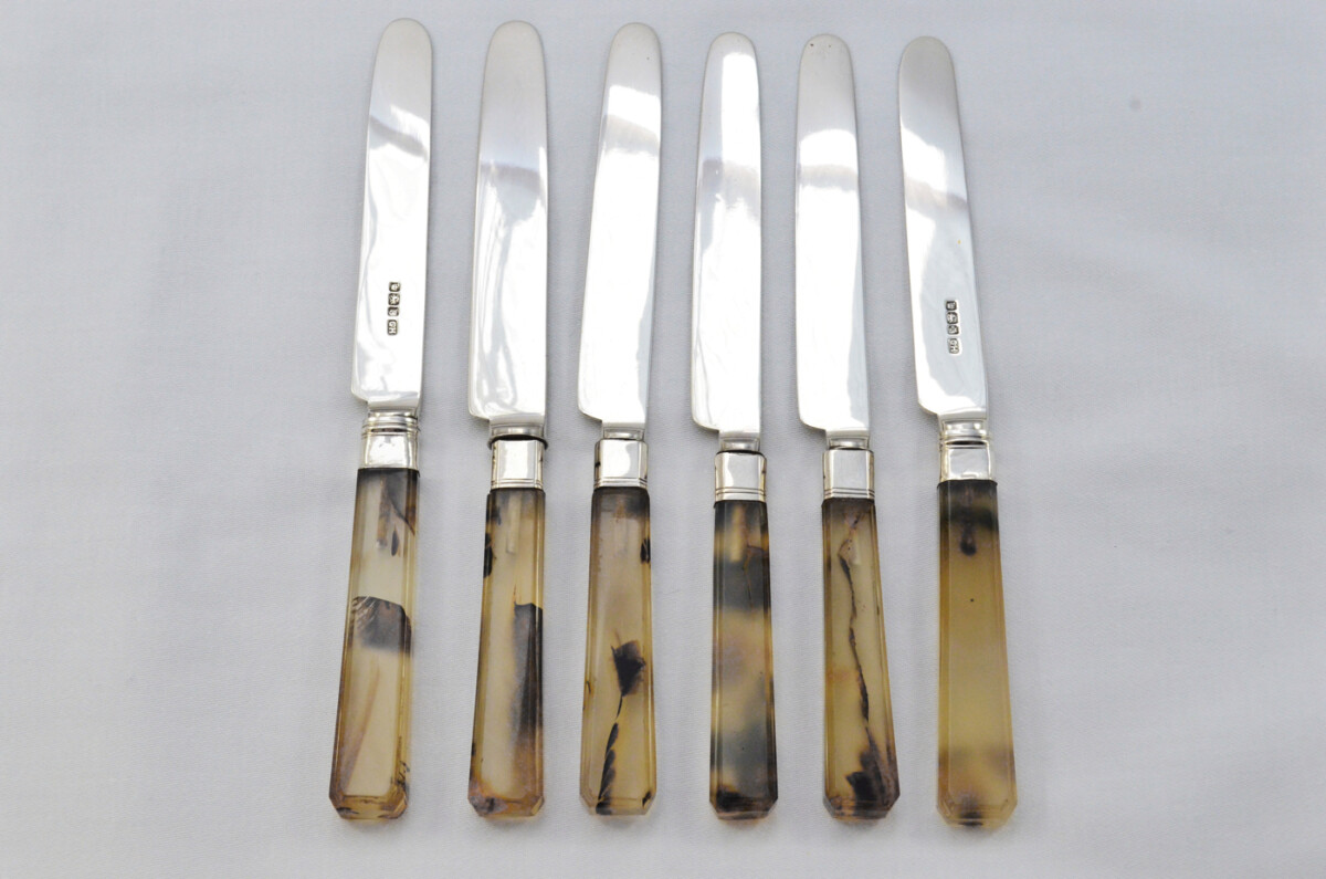 6 Pairs of Moses Brent Hand Carved Agate & Solid Silver Knives & Forks Hallmarked London 1812 - Image 5