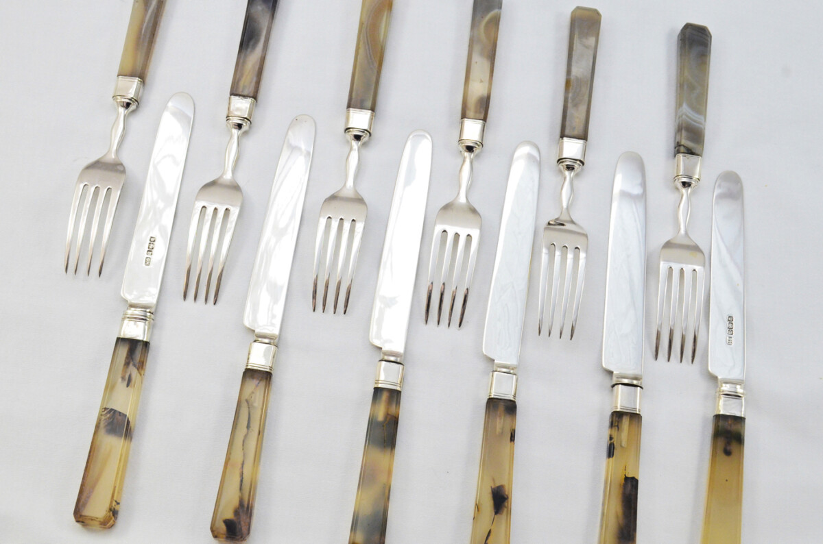 6 Pairs of Moses Brent Hand Carved Agate & Solid Silver Knives & Forks Hallmarked London 1812