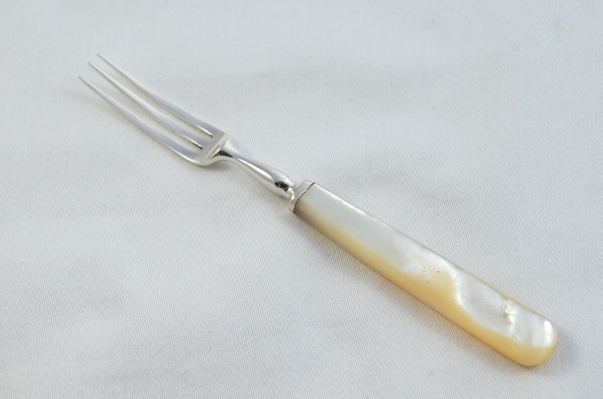 James Dixon & Sons Set Of 6 Knives and 6 Forks Mother Of Pearl Handled Solid Silver 1926 - Image 6