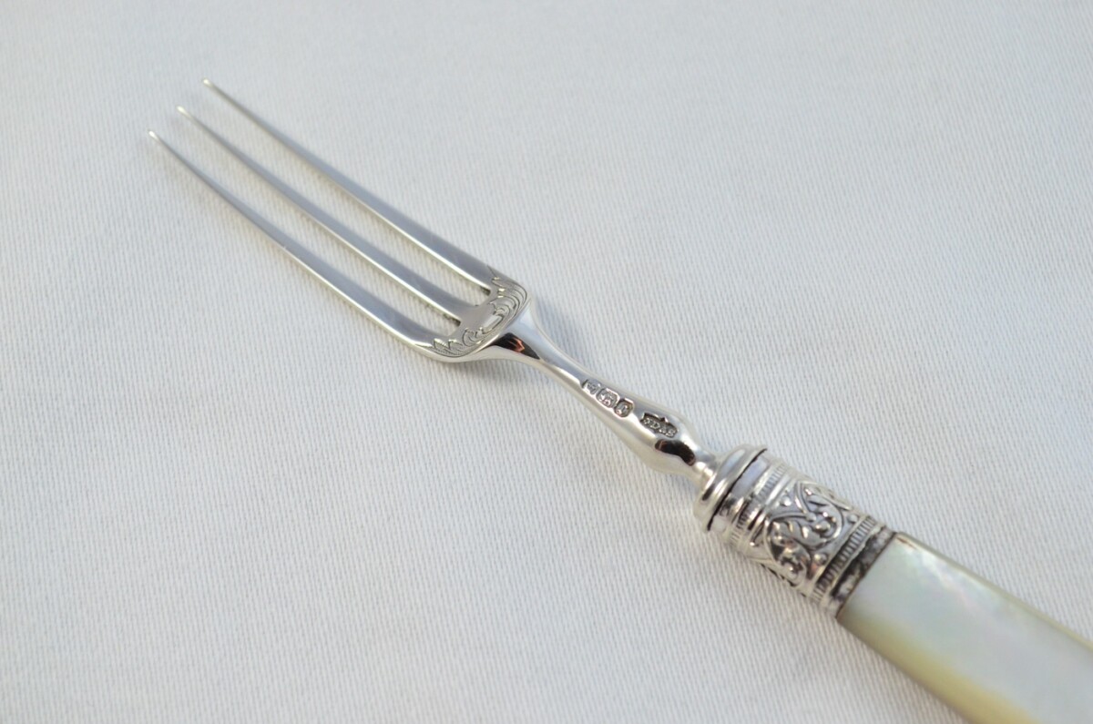 James Dixon & Sons Set Of 12 Knives and 12 Forks Mother Of Pearl Handled Solid Silver 1909 - Image 10