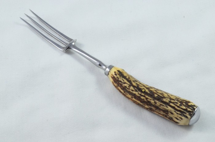 A Gorgeous C.1820's Set of 6 Table Knives & Forks Sambar Stag Handled Cutlery Sheffield - Carbon Steel - Image 6