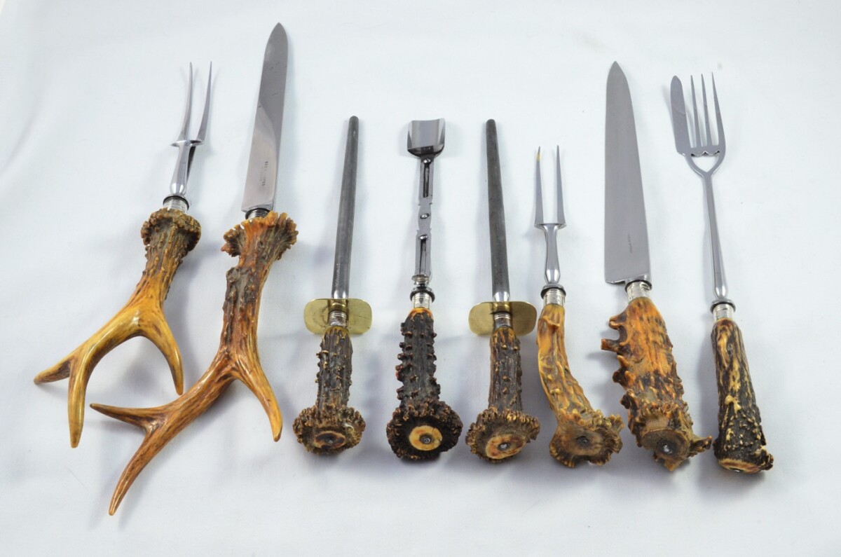 A Gorgeous C.1800's Set of 6 Table Knives & Forks + Serving Pieces Roe Deer Stag Handled Cutlery Sheffield - Carbon Steel - Image 3