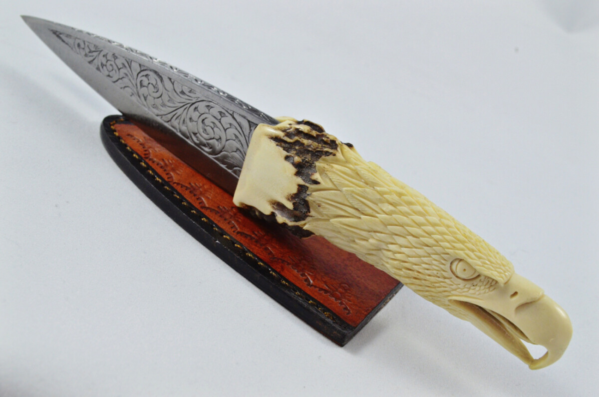 Astonishing Bespoke Hand Carved Bald Eagle Stag Horn Antler Handle Sgian Dubh Hand Engraved Blade Sheffield England - Image 12