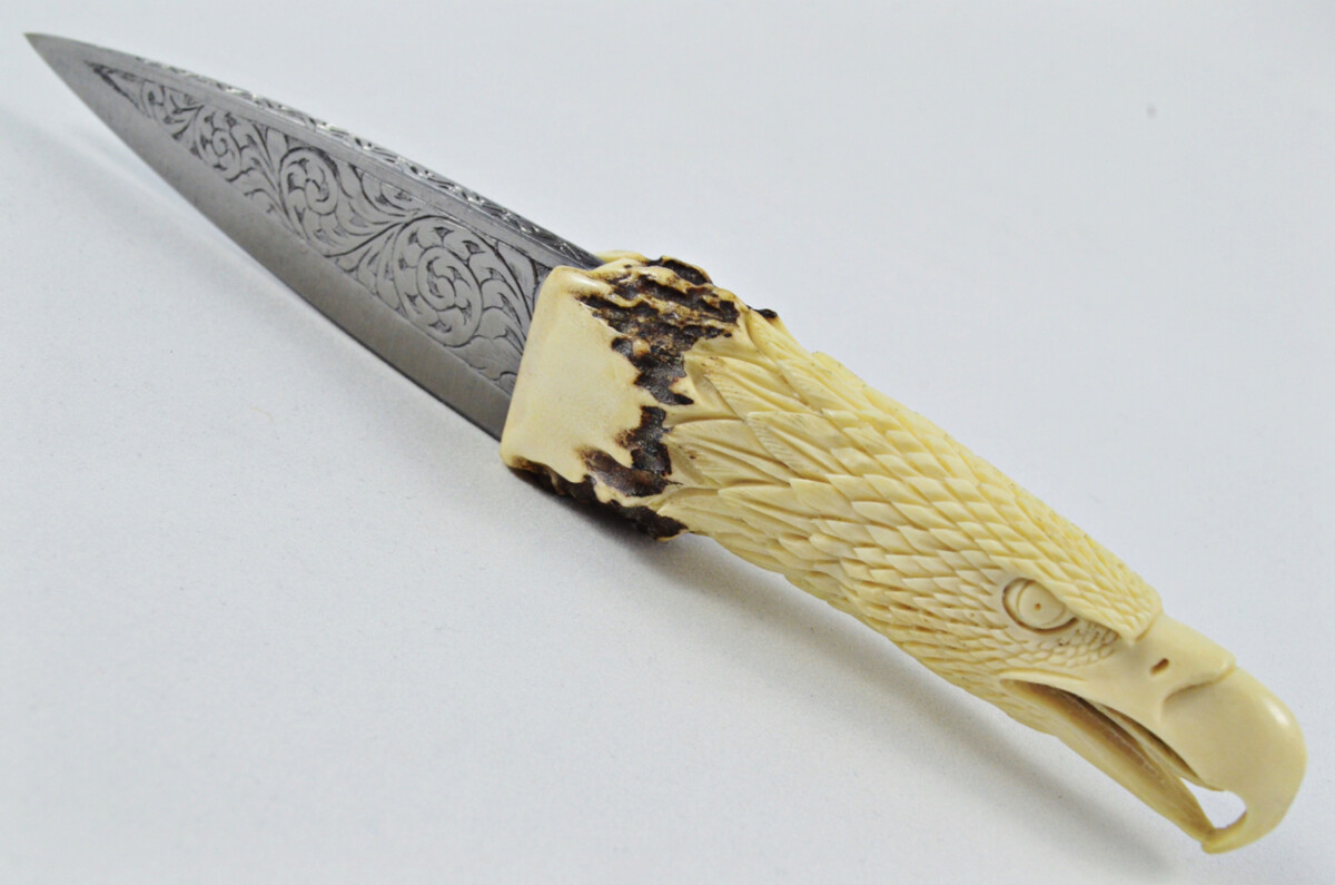 Astonishing Bespoke Hand Carved Bald Eagle Stag Horn Antler Handle Sgian Dubh Hand Engraved Blade Sheffield England - Image 10