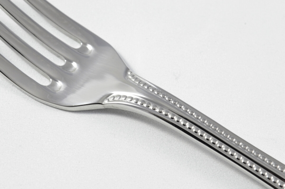New Bead Pattern 5 Piece place Setting Made in Sheffield England Stainless Steel Cutlery - Image 5