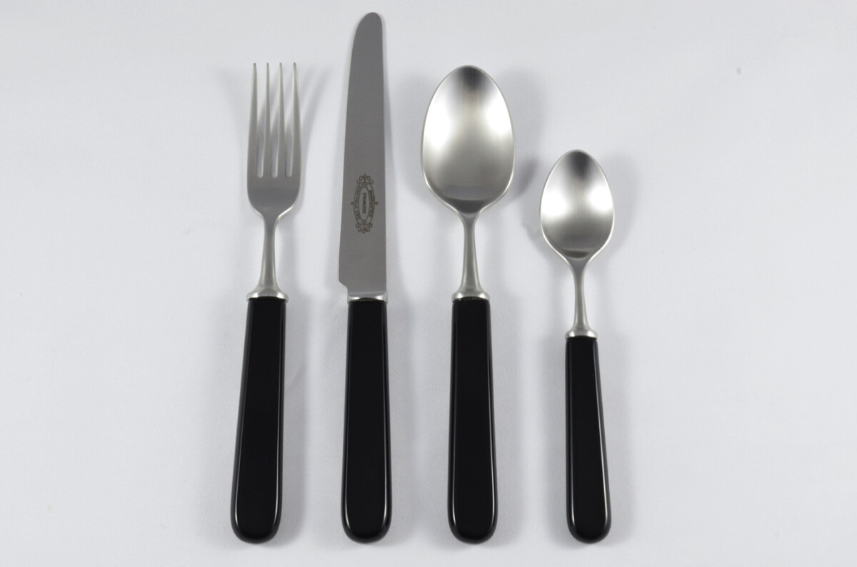 New Fantastic Genuine Black Handle 4 Piece Place Setting Brushed Finish Made In Sheffield England