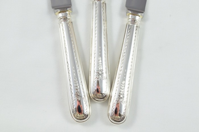 1966 Sterling Silver Irish Bright Cut Sheffield C J Vander 12 Dinner Knives - Image 3