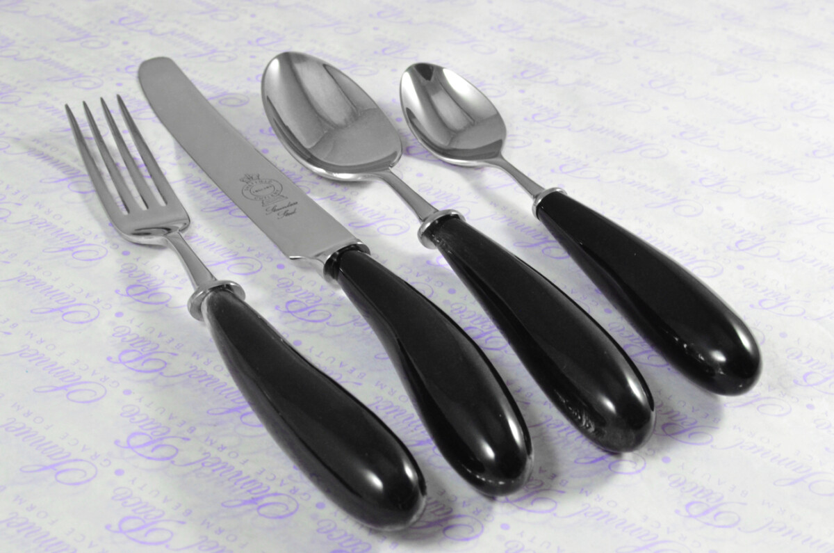 Amazing Genuine Water Buffalo Handle 4 Piece Place Setting Made in Sheffield England Stainless Steel Cutlery - Image 2