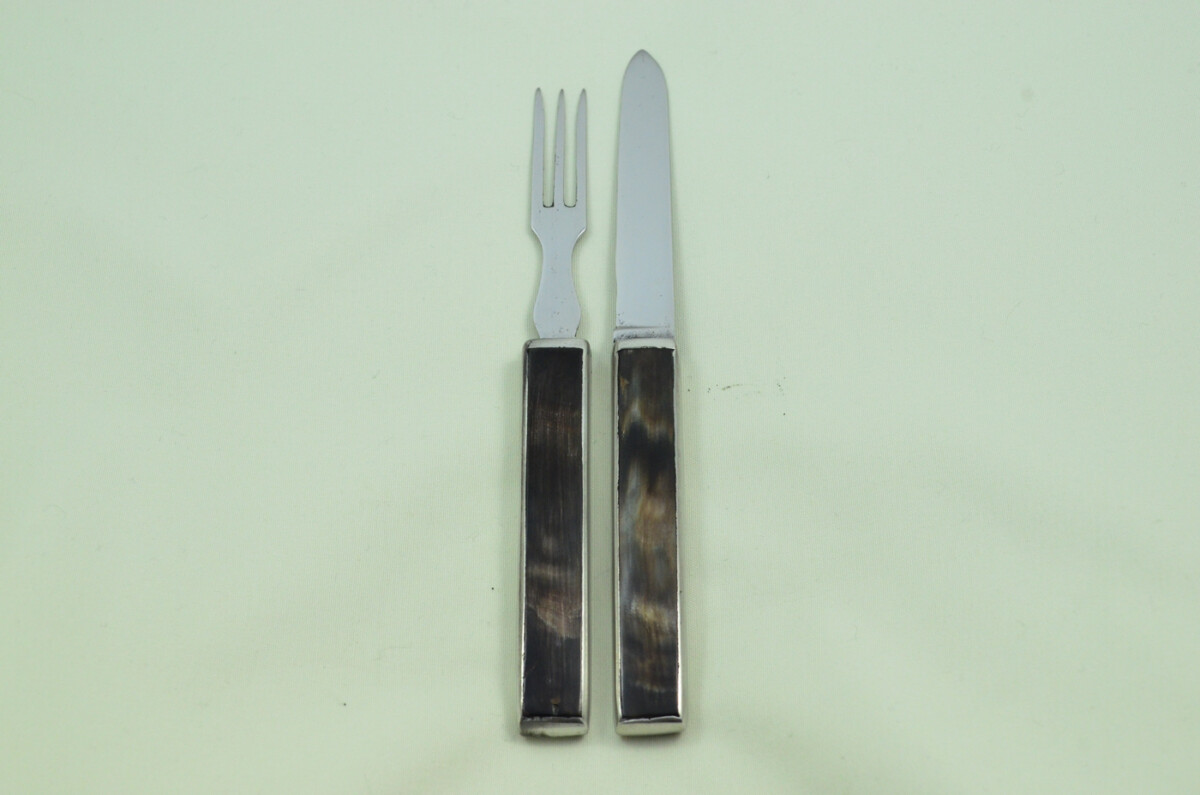 C1800 Sheffield Made 2 Piece Traveling Set Silver & Buffalo Inlay unique - Image 2