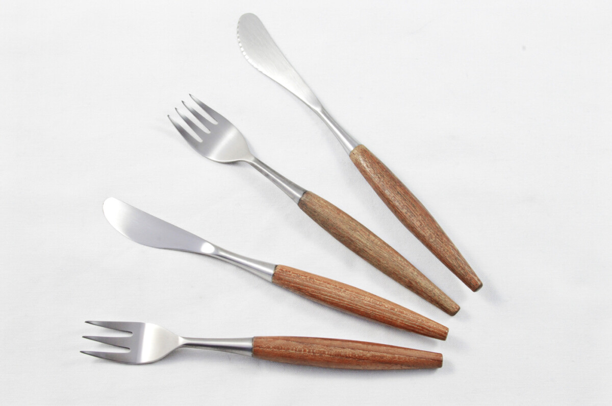 Antique Canteen of Cutlery By George Butler & Co Ltd Sheffield - Rosewood Handled - Modern Design - 38 Pieces - Image 5