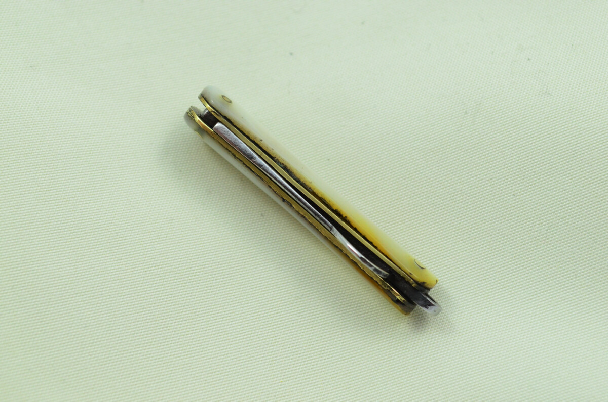 Tiny Ladies Double Blade Fantastic Carbon Steel Bladed Mother Of Pearl Fully Restored Sheffield Made Pen/Pocket Knife c1900 Maker Not Known - Image 8
