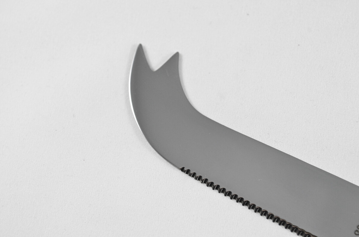 Stamped Sheffield Made Stainless Steel Large Cheese Knife Blade with Bolster - Image 4