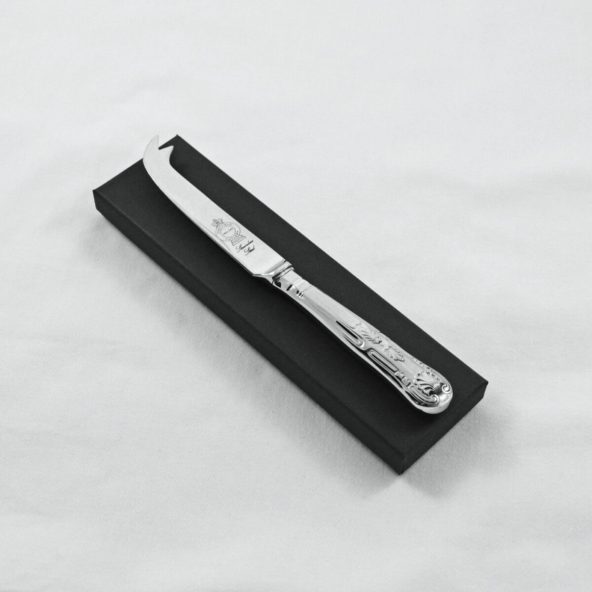 A Kings Pattern Stainless Steel Cheese Knife Gift Boxed And Engraved 'Sheffield, England'