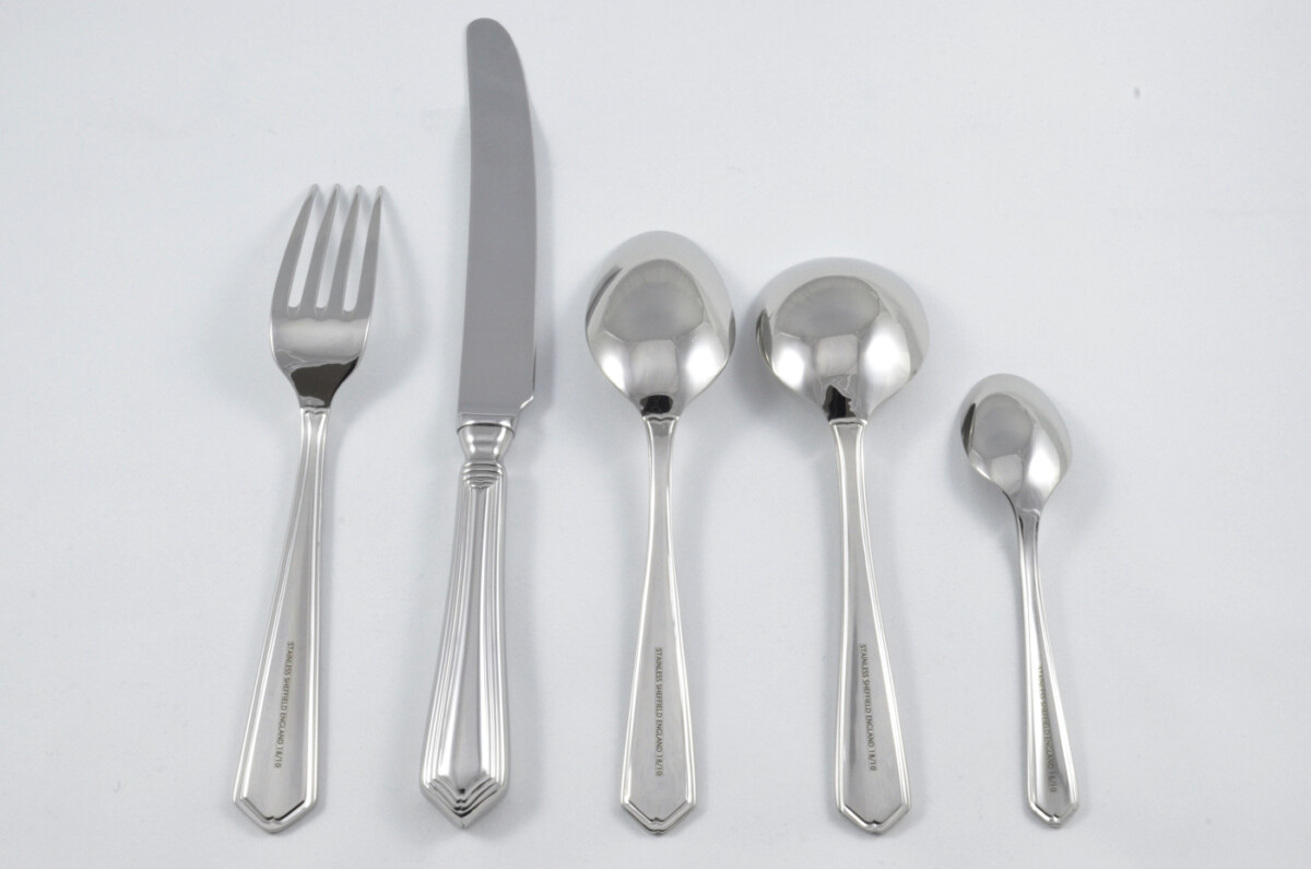 New Chester Pattern 5 Piece place Setting Made in Sheffield England Stainless Steel Cutlery - Image 2