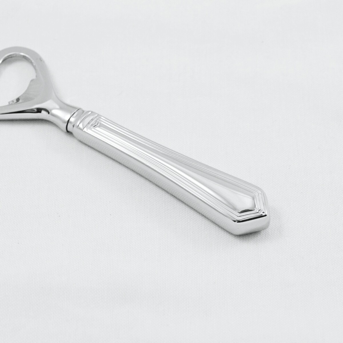 A Chester Pattern Stainless Steel Bottle Opener Gift Boxed - Image 3