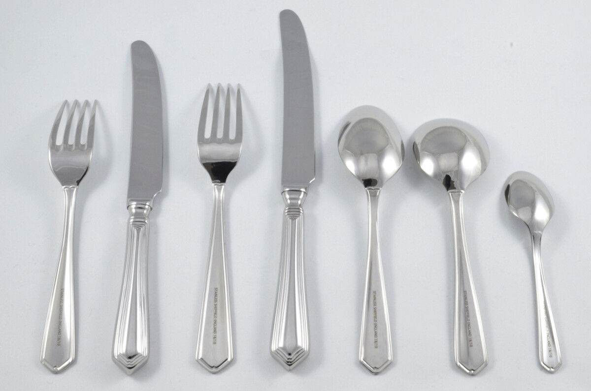 New Chester Pattern 7 Piece place Setting Made in Sheffield England Stainless Steel Cutlery - Image 2