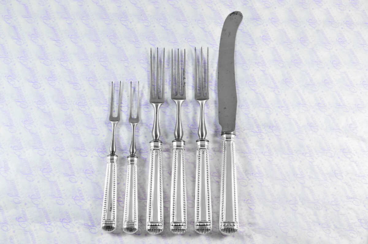 Collection of London Assayed Georgian Sterling Silver Handled Cutlery Table & Dessert Knives & Forks 1769 - Image 2