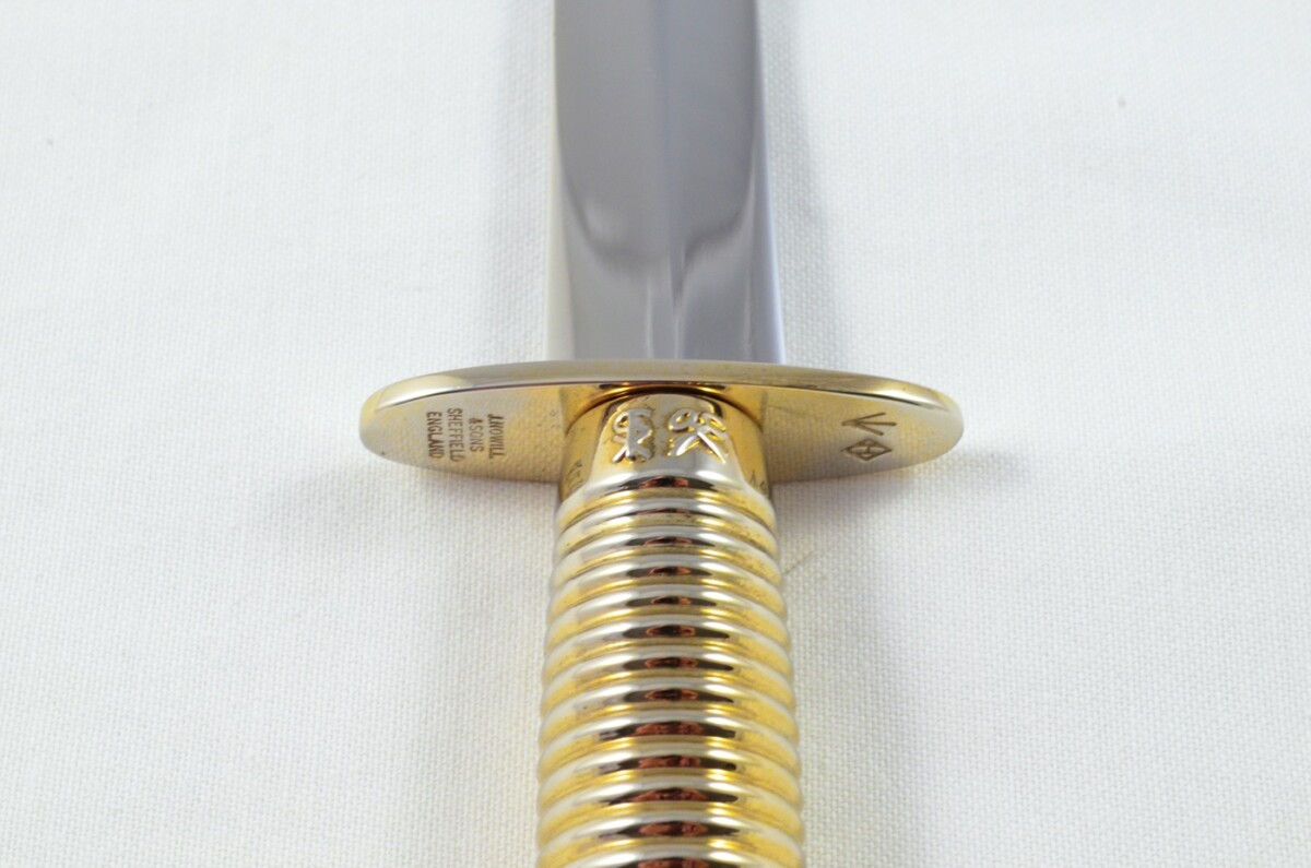 2025 Fairbairn Sykes Type 3 Gold Plated Handle Bright Blade Commando Knife Made in Sheffield England - Belt Sheath - Image 6