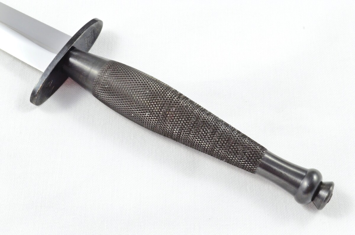 2025 Fairbairn Sykes Second Pattern Black Handle Bright Blade Commando Knife Made in Sheffield England - Leg Sheath - Image 5