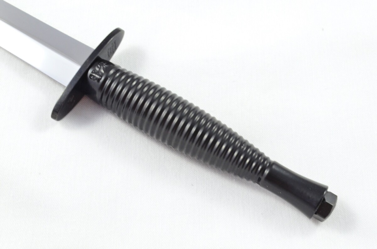 2025 Fairbairn Sykes Type 3 Black Handle Bright Blade Commando Knife Made in Sheffield England - Leg Sheath - Image 4