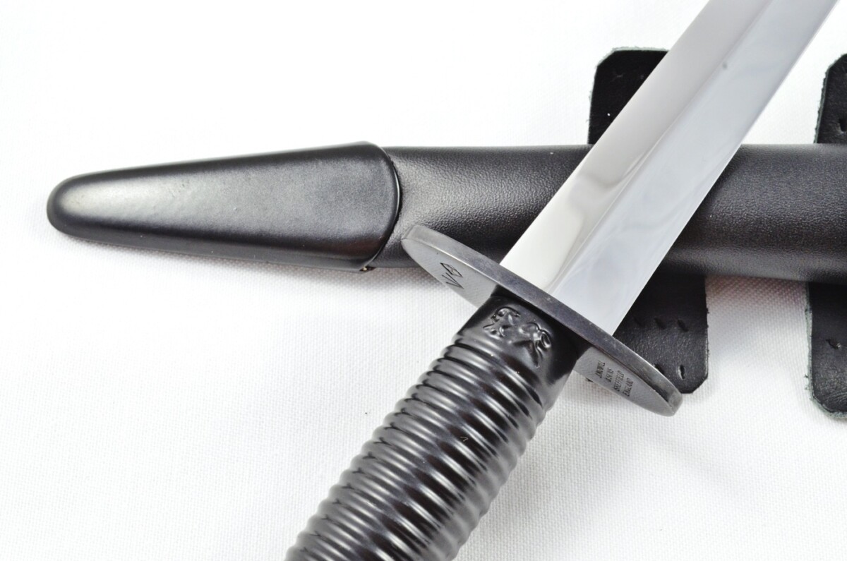 2025 Fairbairn Sykes Type 3 Black Handle Bright Blade Commando Knife Made in Sheffield England - Leg Sheath - Image 2