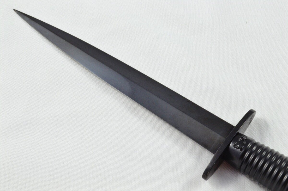 2025 Fairbairn Sykes Type 3 Black Handle Black Blade Commando Knife Made in Sheffield England - Leg Sheath - Image 6
