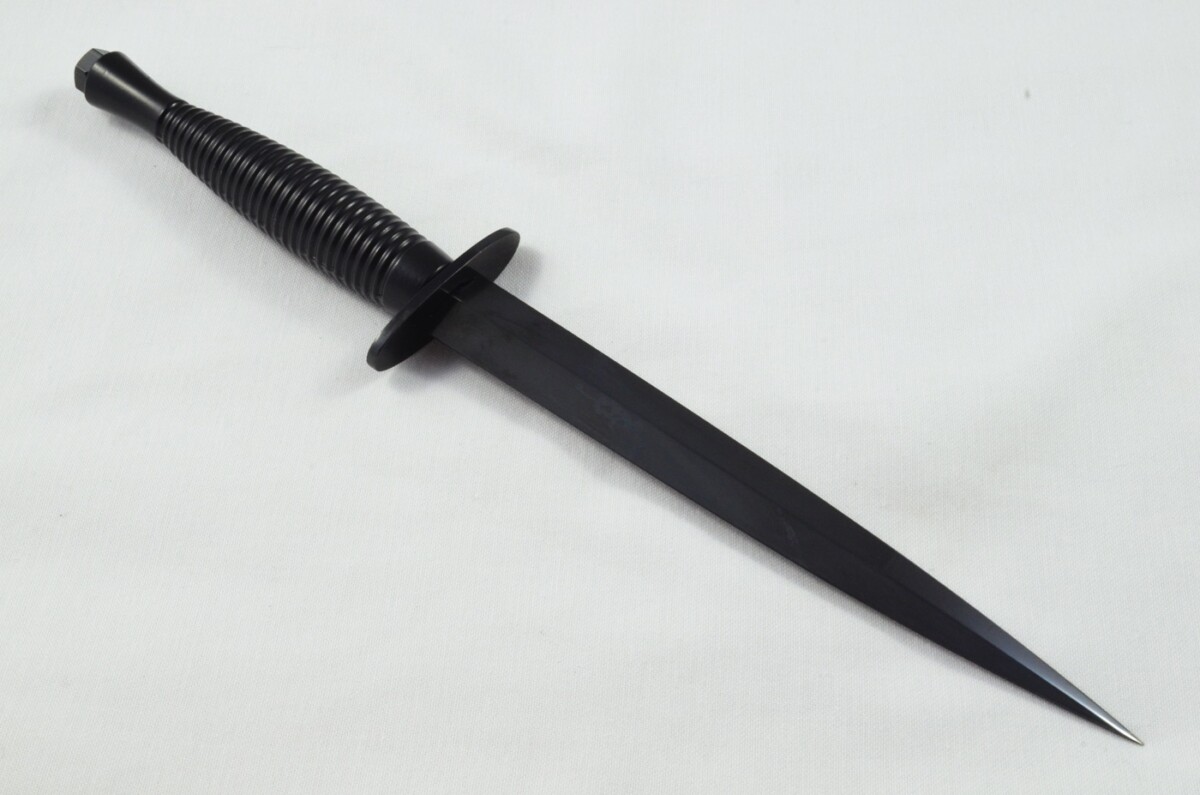 2025 Fairbairn Sykes Type 3 Black Handle Black Blade Commando Knife Made in Sheffield England - Leg Sheath - Image 5