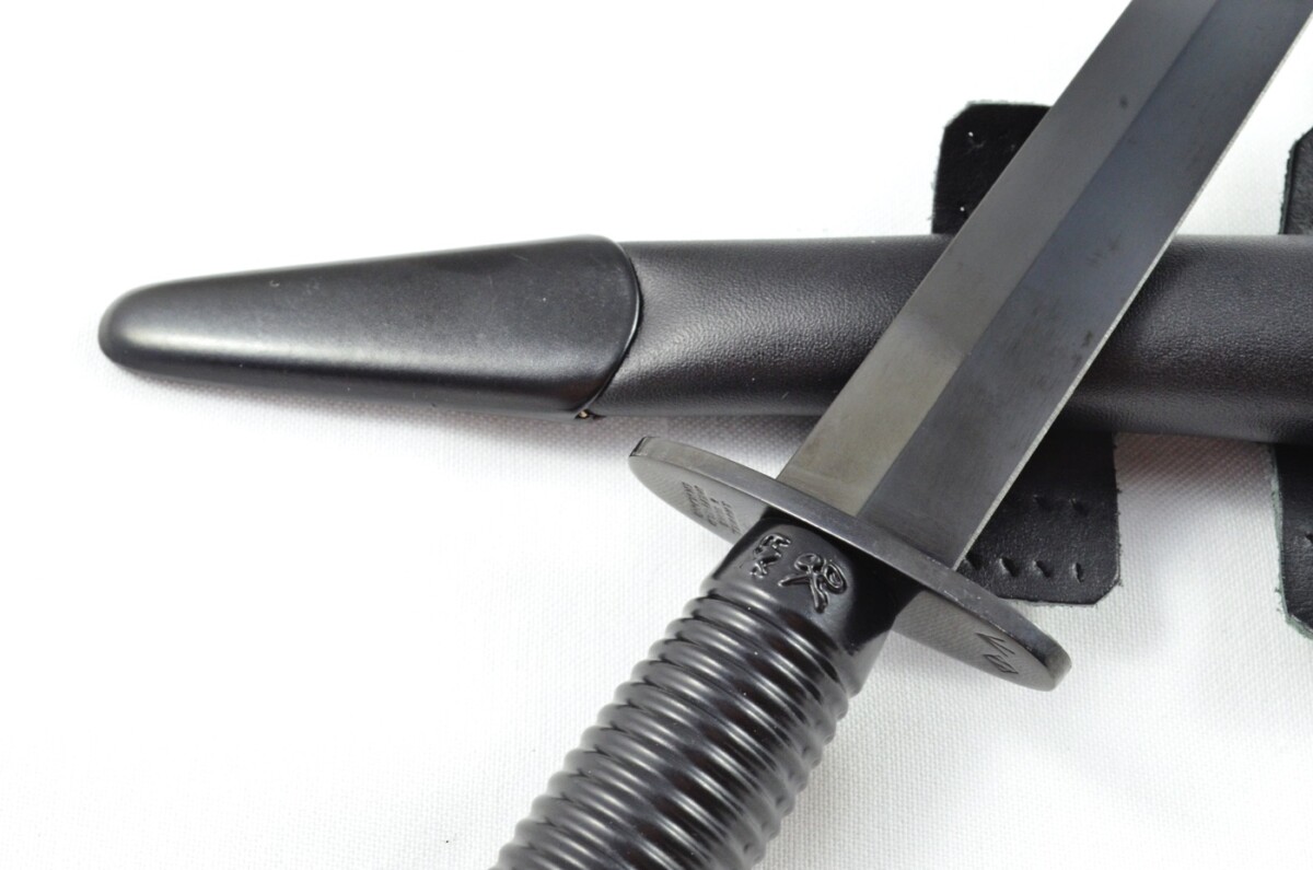 2025 Fairbairn Sykes Type 3 Black Handle Black Blade Commando Knife Made in Sheffield England - Leg Sheath - Image 2